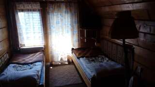 Проживание в семье Skalnica Pokoje Gościnne Буковина-Татшаньска Двухместный номер с 2 отдельными кроватями и общей ванной комнатой-3